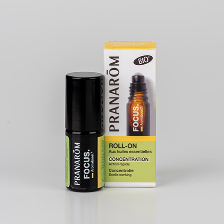 【今ならアロマの香ミニボトル＆精油マニュアル2大特典付】アロマブーストロールオン・フォーカス 5ml (約100滴) プラナロム ケモタイプ精油 エッセンシャルオイル PRANAROM